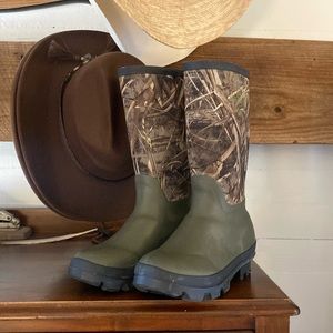 Magellan Youth water boots